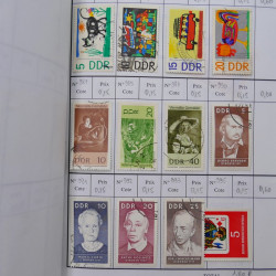 Lot de timbres d'Allemagne neufs et oblitérés en 18 carnets à choix.