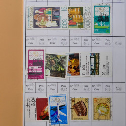Lot de timbres d'Allemagne neufs et oblitérés en 18 carnets à choix.