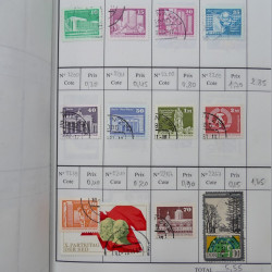 Lot de timbres d'Allemagne neufs et oblitérés en 18 carnets à choix.