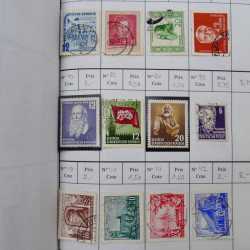 Lot de timbres d'Allemagne neufs et oblitérés en 18 carnets à choix.