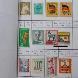 Lot de timbres d'Allemagne neufs et oblitérés en 18 carnets à choix.