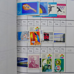 Lot de timbres d'Allemagne neufs et oblitérés en 18 carnets à choix.