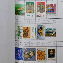 Lot de timbres d'Allemagne neufs et oblitérés en 18 carnets à choix.