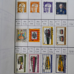 Lot de timbres d'Allemagne neufs et oblitérés en 18 carnets à choix.