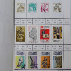 Lot de timbres d'Allemagne neufs et oblitérés en 18 carnets à choix.