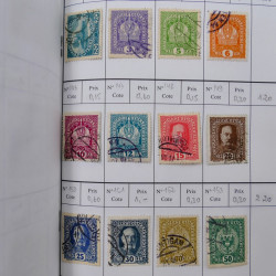 Lot de timbres d'Autriche 1850-1992 neufs et oblitérés en 5 carnets à choix.