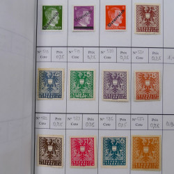 Lot de timbres d'Autriche 1850-1992 neufs et oblitérés en 5 carnets à choix.