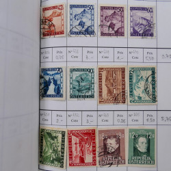 Lot de timbres d'Autriche 1850-1992 neufs et oblitérés en 5 carnets à choix.