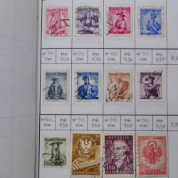 Lot de timbres d'Autriche 1850-1992 neufs et oblitérés en 5 carnets à choix.