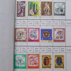 Lot de timbres d'Autriche 1850-1992 neufs et oblitérés en 5 carnets à choix.
