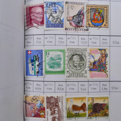 Lot de timbres d'Autriche 1850-1992 neufs et oblitérés en 5 carnets à choix.
