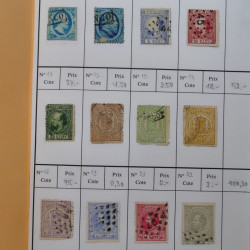 Lot de timbres de Pays-Bas 1852-1997 neufs et oblitérés en 3 carnets à choix.