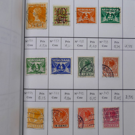 Pays-Bas 1913 - Timbre du service Poor Law avec une erreur rare : A