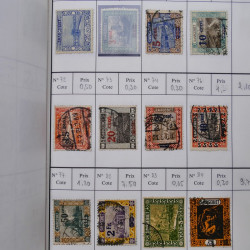 Lot de timbres de Sarre 1920-1957 neufs et oblitérés en 2 carnets à choix.