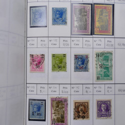Lot de timbres de Monaco neufs et oblitérés en 3 carnets à choix.