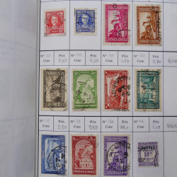 Lot de timbres de Monaco neufs et oblitérés en 3 carnets à choix.