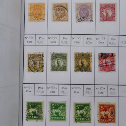 Lot de timbres de Suède 1872-1994 oblitérés en 4 carnets à choix.