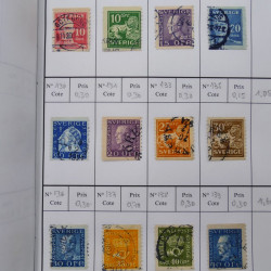 Lot de timbres de Suède 1872-1994 oblitérés en 4 carnets à choix.