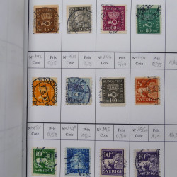 Lot de timbres de Suède 1872-1994 oblitérés en 4 carnets à choix.