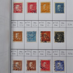 Lot de timbres de Suède 1872-1994 oblitérés en 4 carnets à choix.