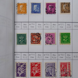 Lot de timbres de Suède 1872-1994 oblitérés en 4 carnets à choix.