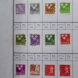 Lot de timbres de Suède 1872-1994 oblitérés en 4 carnets à choix.