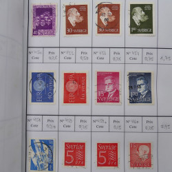 Lot de timbres de Suède 1872-1994 oblitérés en 4 carnets à choix.