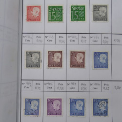 Lot de timbres de Suède 1872-1994 oblitérés en 4 carnets à choix.