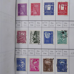 Lot de timbres de Suède 1872-1994 oblitérés en 4 carnets à choix.