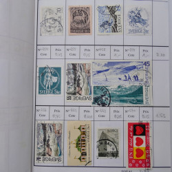 Lot de timbres de Suède 1872-1994 oblitérés en 4 carnets à choix.