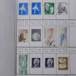 Lot de timbres de Suède 1872-1994 oblitérés en 4 carnets à choix.