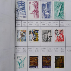 Lot de timbres de Suède 1872-1994 oblitérés en 4 carnets à choix.