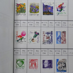 Lot de timbres de Suède 1872-1994 oblitérés en 4 carnets à choix.