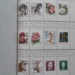 Lot de timbres de Suède 1872-1994 oblitérés en 4 carnets à choix.