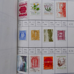 Lot de timbres de Norvège 1872-1996 oblitérés en 3 carnets à choix.