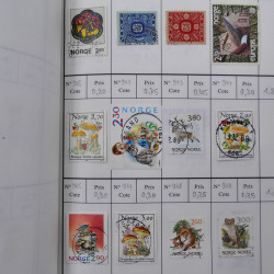Lot de timbres de Norvège 1872-1996 oblitérés en 3 carnets à choix.