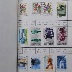 Lot de timbres de Norvège 1872-1996 oblitérés en 3 carnets à choix.