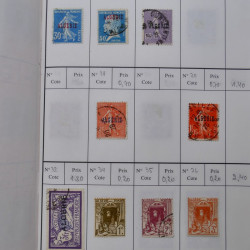 Lot de timbres d'Algérie, Maroc, Tunisie en 7 carnets à choix.