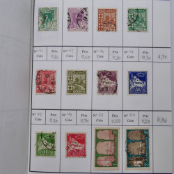 Lot de timbres d'Algérie, Maroc, Tunisie en 7 carnets à choix.