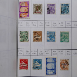 Lot de timbres d'Algérie, Maroc, Tunisie en 7 carnets à choix.