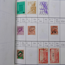 Lot de timbres d'Algérie, Maroc, Tunisie en 7 carnets à choix.