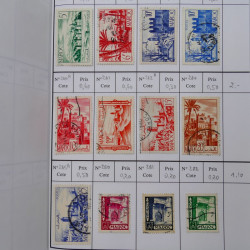 Lot de timbres d'Algérie, Maroc, Tunisie en 7 carnets à choix.