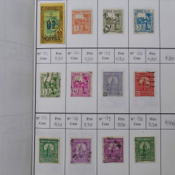 Lot de timbres d'Algérie, Maroc, Tunisie en 7 carnets à choix.