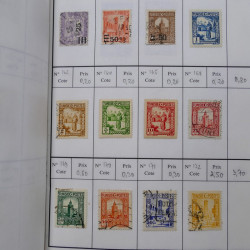 Lot de timbres d'Algérie, Maroc, Tunisie en 7 carnets à choix.