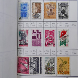 Lot de timbres d'Italie 1863-2000 neufs et oblitérés en 6 carnets à choix.