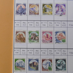 Lot de timbres d'Italie 1863-2000 neufs et oblitérés en 6 carnets à choix.