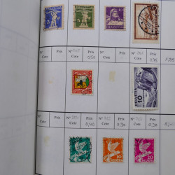 Lot de timbres de Suisse neufs et oblitérés en 6 carnets à choix.