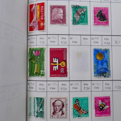 Lot de timbres de Suisse neufs et oblitérés en 6 carnets à choix.