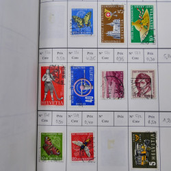 Lot de timbres de Suisse neufs et oblitérés en 6 carnets à choix.