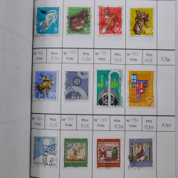 Lot de timbres de Suisse neufs et oblitérés en 6 carnets à choix.